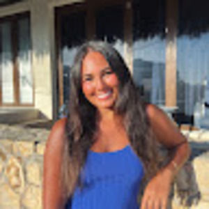 Meet your Posher, Eva